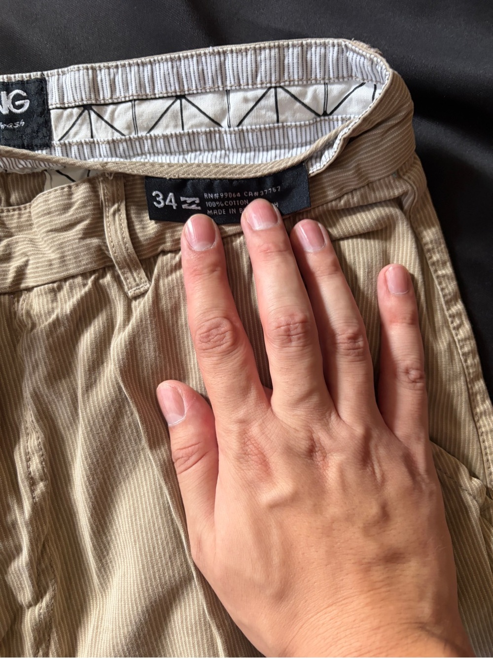 Billabong Men’s Khaki Flat-Front Chino Shorts - Picture 2 of 9